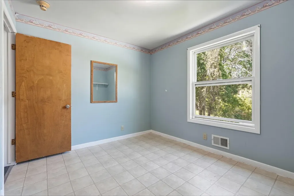 2143 Osceola Drive SE Grand Rapids City MI 49506