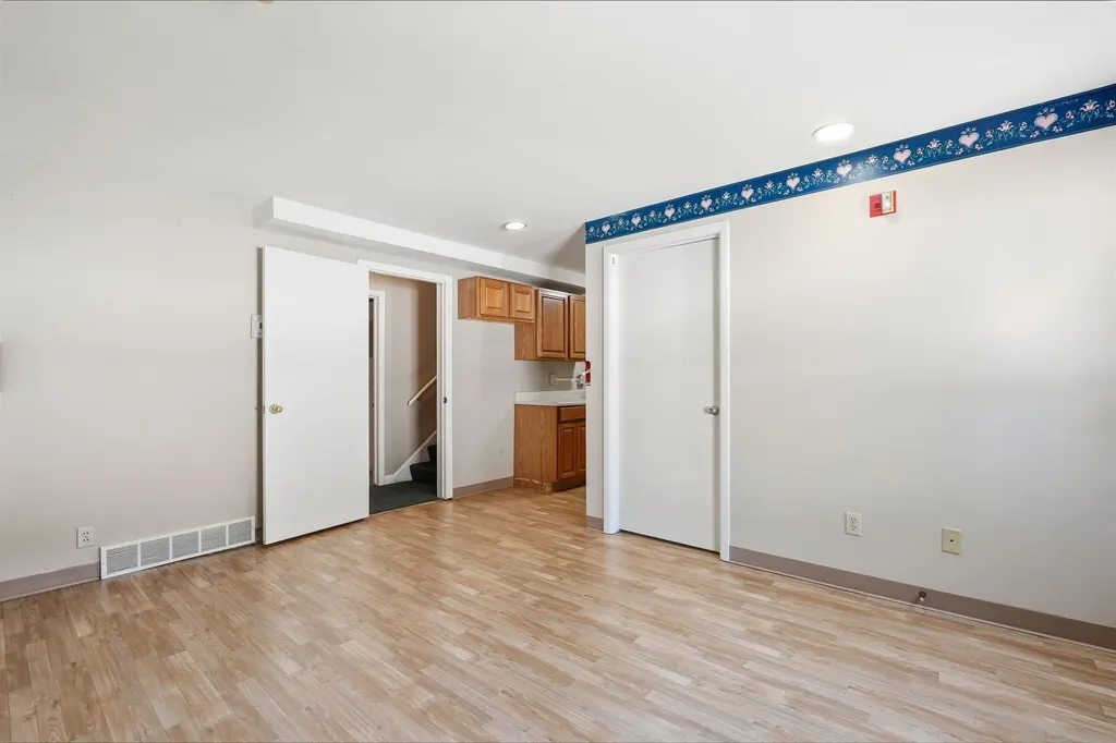 2143 Osceola Drive SE Grand Rapids City MI 49506