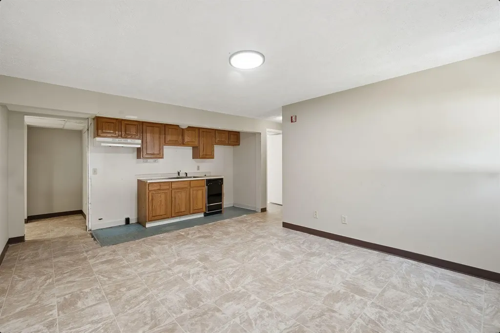 2143 Osceola Drive SE Grand Rapids City MI 49506