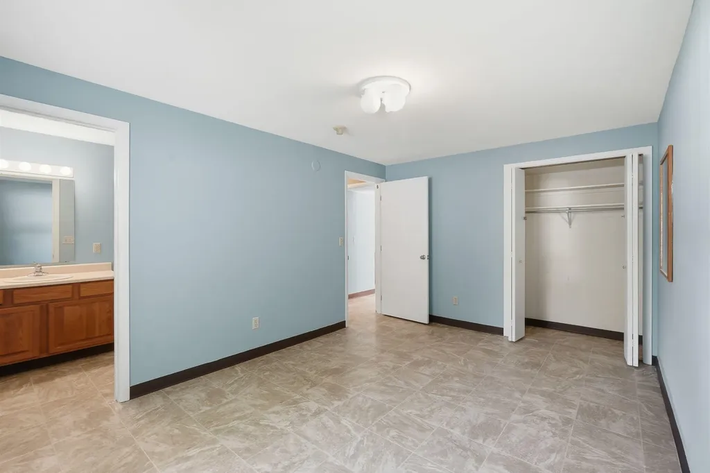 2143 Osceola Drive SE Grand Rapids City MI 49506