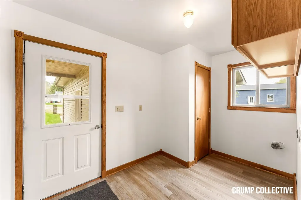 9129 Lakeside Drive Fulton Township MI 48871