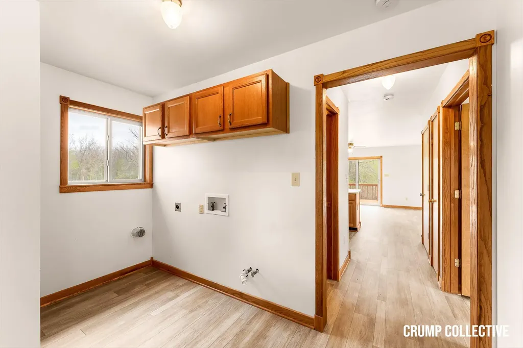 9129 Lakeside Drive Fulton Township MI 48871