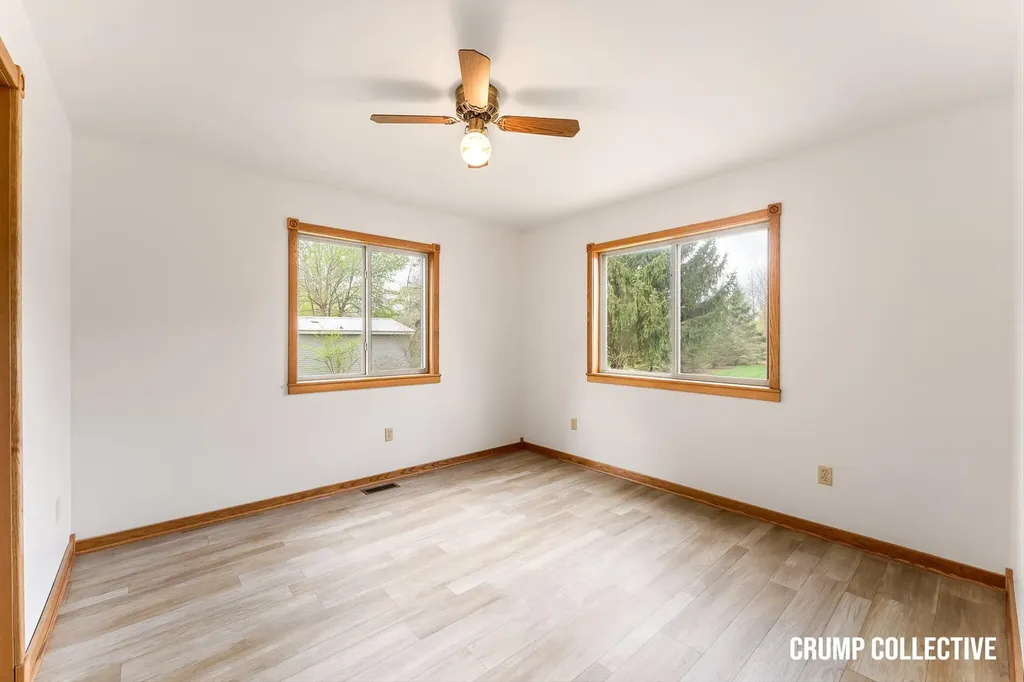 9129 Lakeside Drive Fulton Township MI 48871