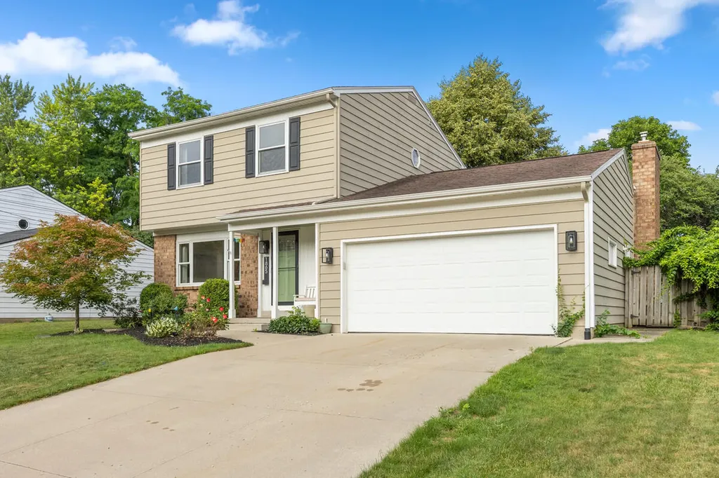 1865 Ridgemoor Drive SE Grand Rapids City MI 49506