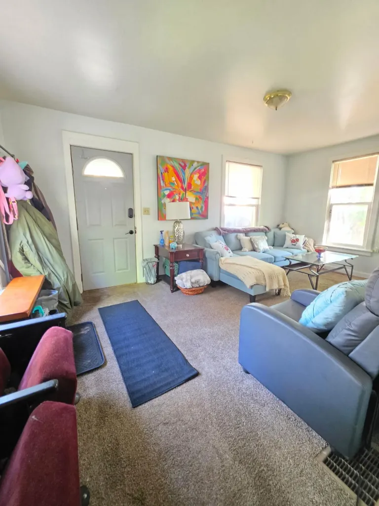 1313 Davis Avenue NW Grand Rapids City MI 49504