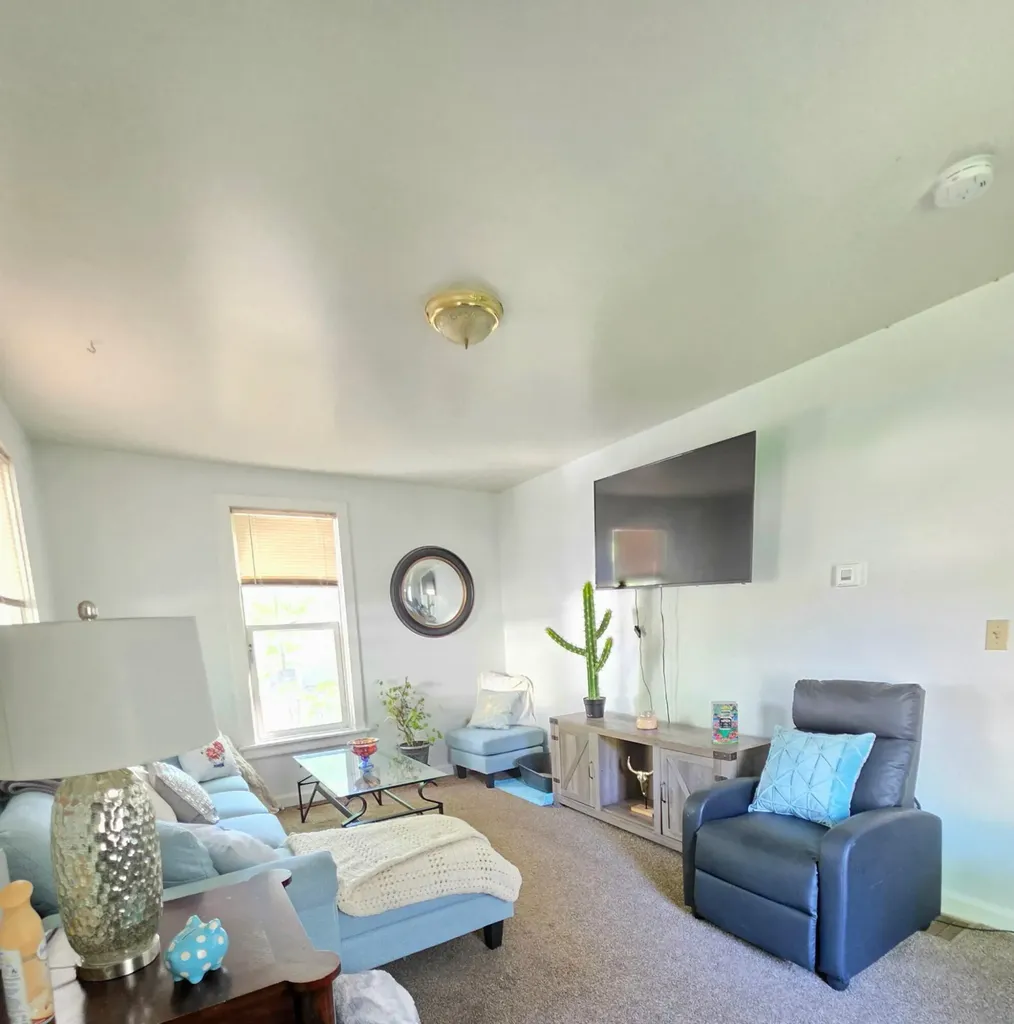1313 Davis Avenue NW Grand Rapids City MI 49504