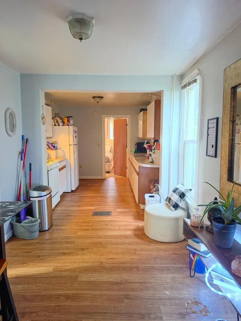 1313 Davis Avenue NW Grand Rapids City MI 49504