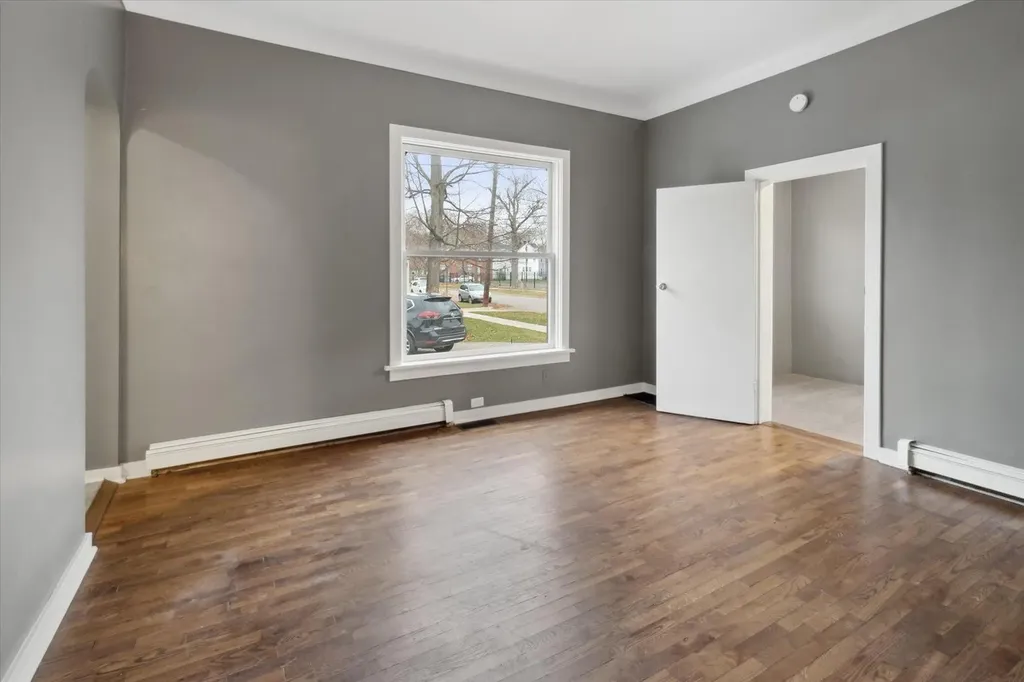 809-807 W Cedar Street Kalamazoo City MI 49007