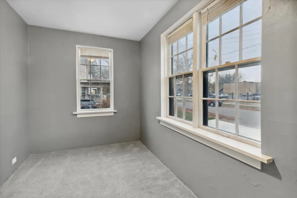 809-807 W Cedar Street Kalamazoo City MI 49007