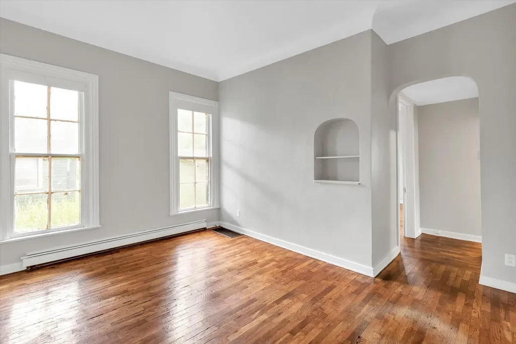 809-807 W Cedar Street Kalamazoo City MI 49007