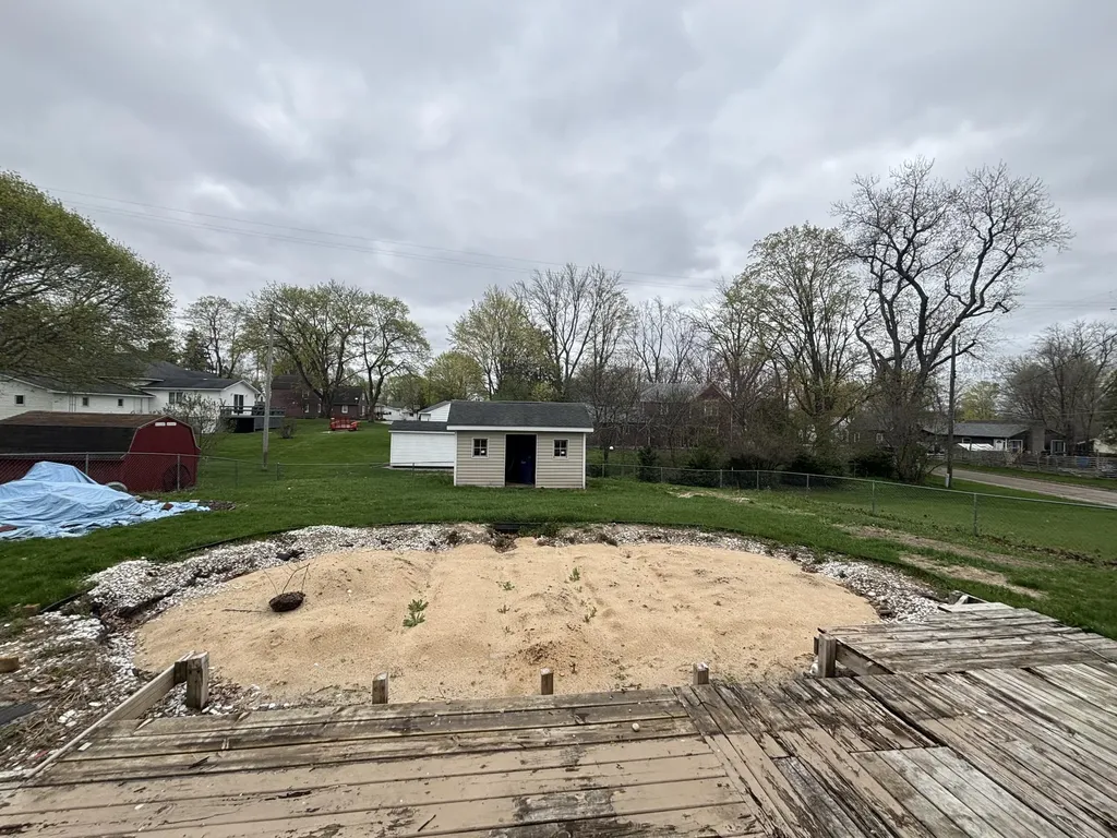 206 E 6th Street Marion Township MI 49665