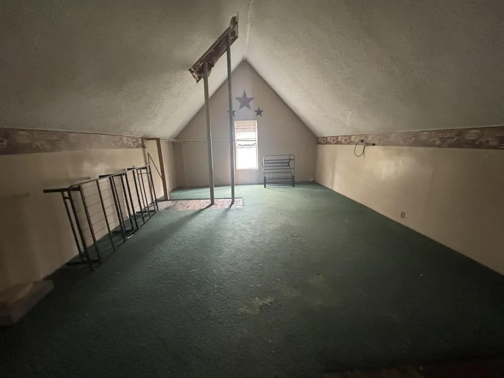 206 E 6th Street Marion Township MI 49665