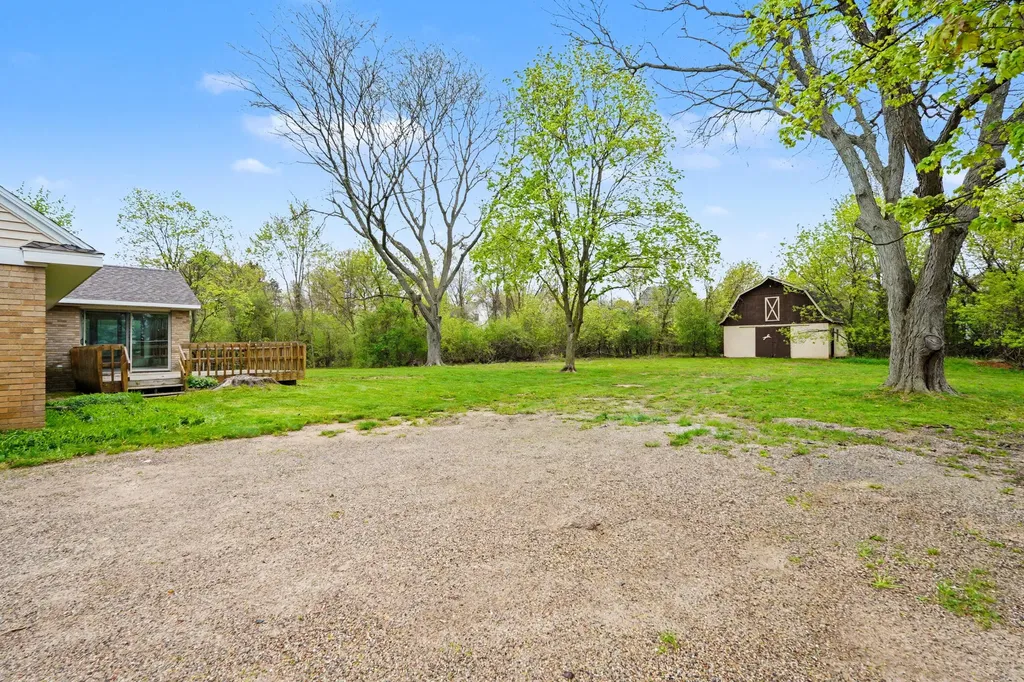 2120 Leffingwell Avenue NE Grand Rapids Charter Township MI 49525