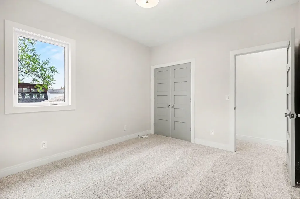 2329 Elinor Lane SE East Grand Rapids City MI 49506