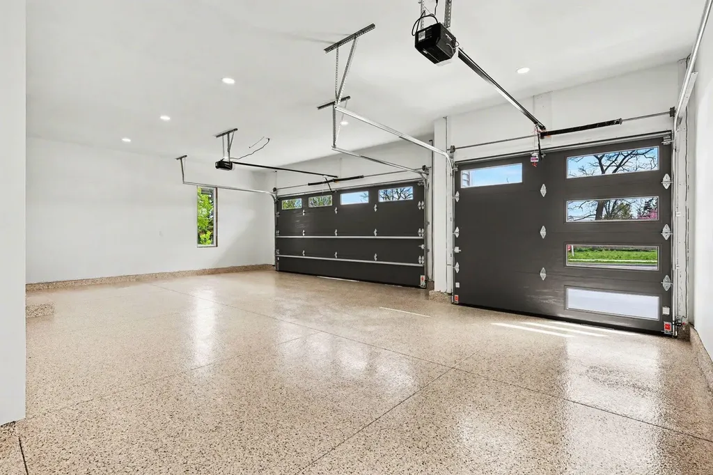 2329 Elinor Lane SE East Grand Rapids City MI 49506