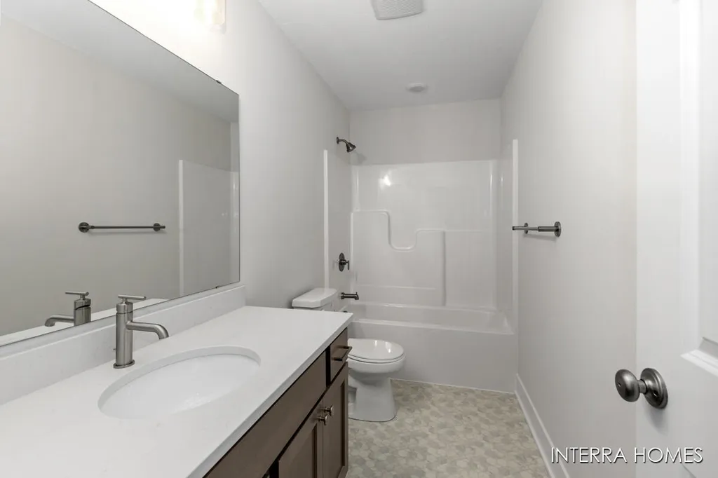 1839 Lowe Drive Fruitport Charter Township MI 49456