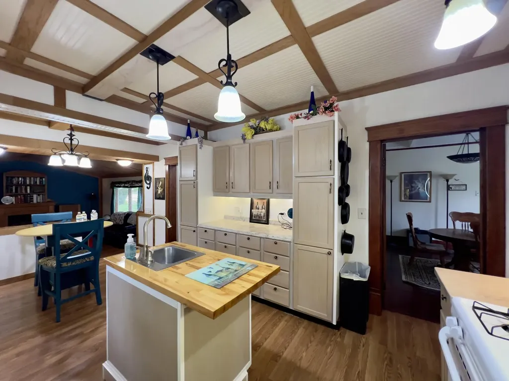 1033 Washington Boulevard Lake Odessa Village MI 48849