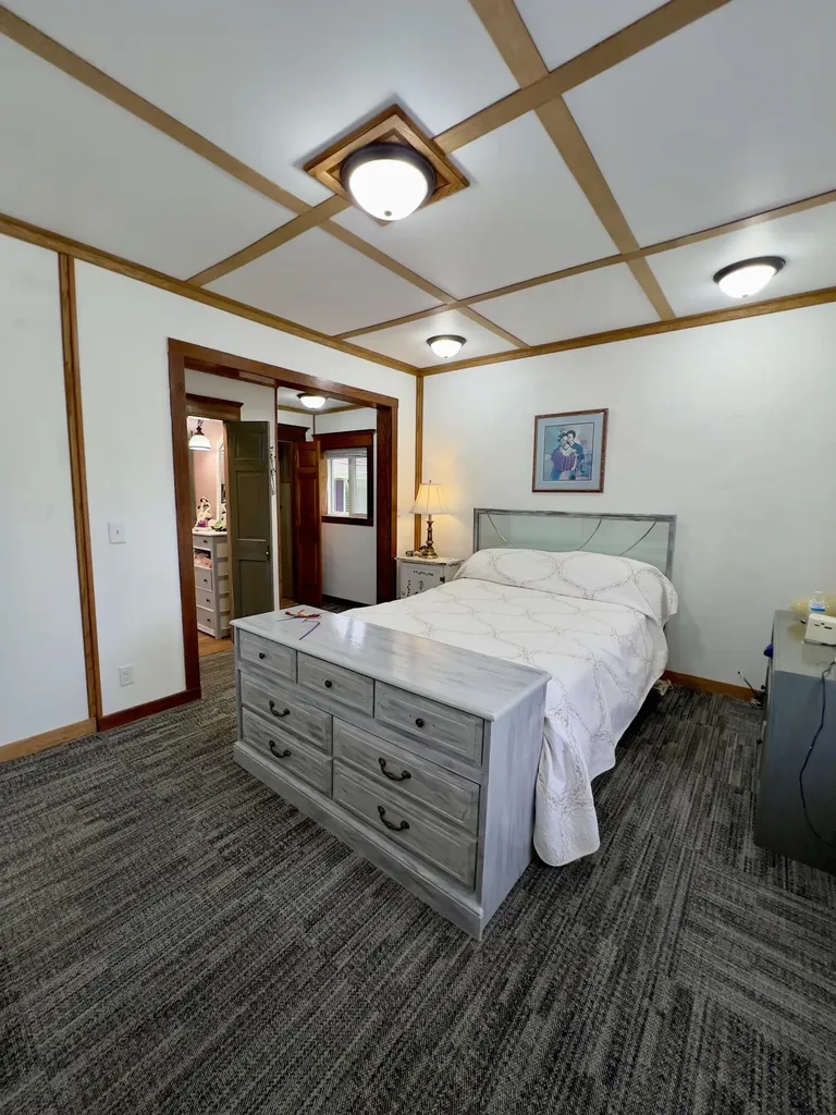 1033 Washington Boulevard Lake Odessa Village MI 48849