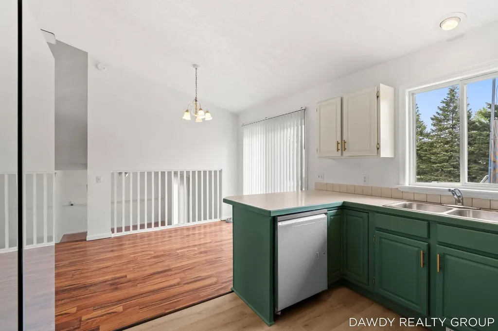 6274 Derek Drive Georgetown Charter Township MI 49426