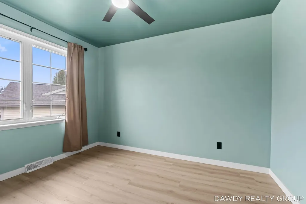 6274 Derek Drive Georgetown Charter Township MI 49426