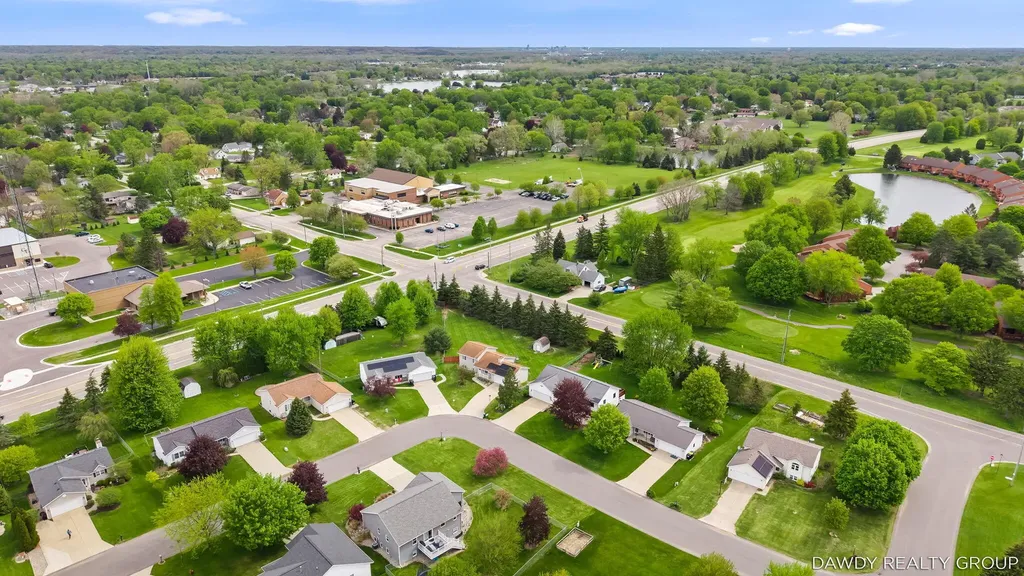 6274 Derek Drive Georgetown Charter Township MI 49426