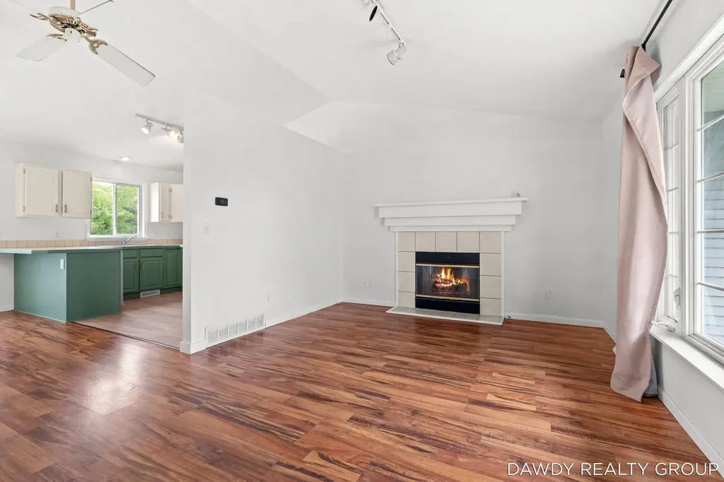 6274 Derek Drive Georgetown Charter Township MI 49426