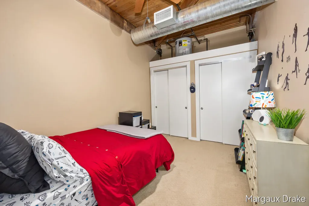 940 Monroe Avenue NW Grand Rapids City MI 49503