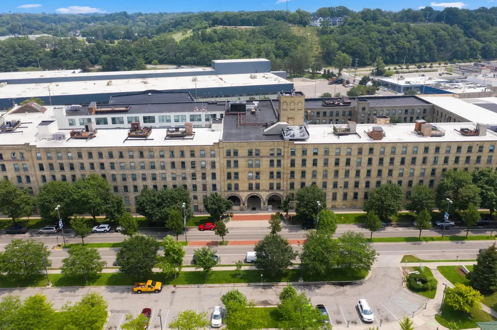 940 Monroe Avenue NW Grand Rapids City MI 49503