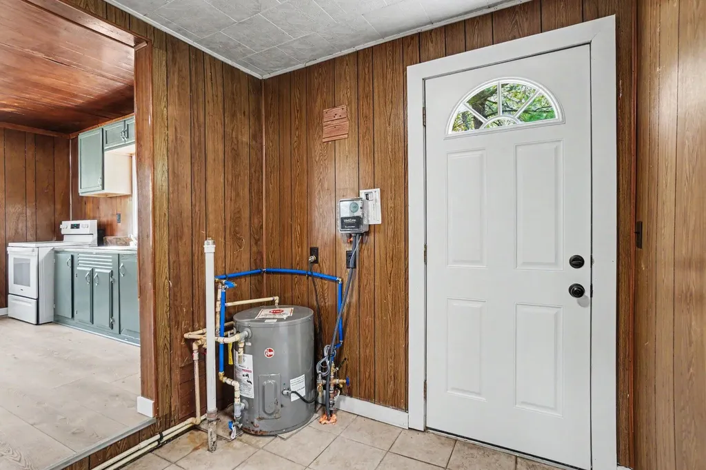 4206 S Shore Drive Cheshire Township MI 49010