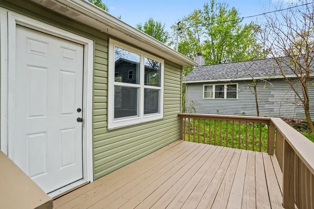 4206 S Shore Drive Cheshire Township MI 49010