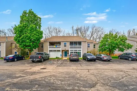 3101 Poplar Creek Drive SE Kentwood City MI 49512