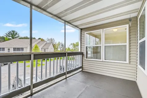 3101 Poplar Creek Drive SE Kentwood City MI 49512