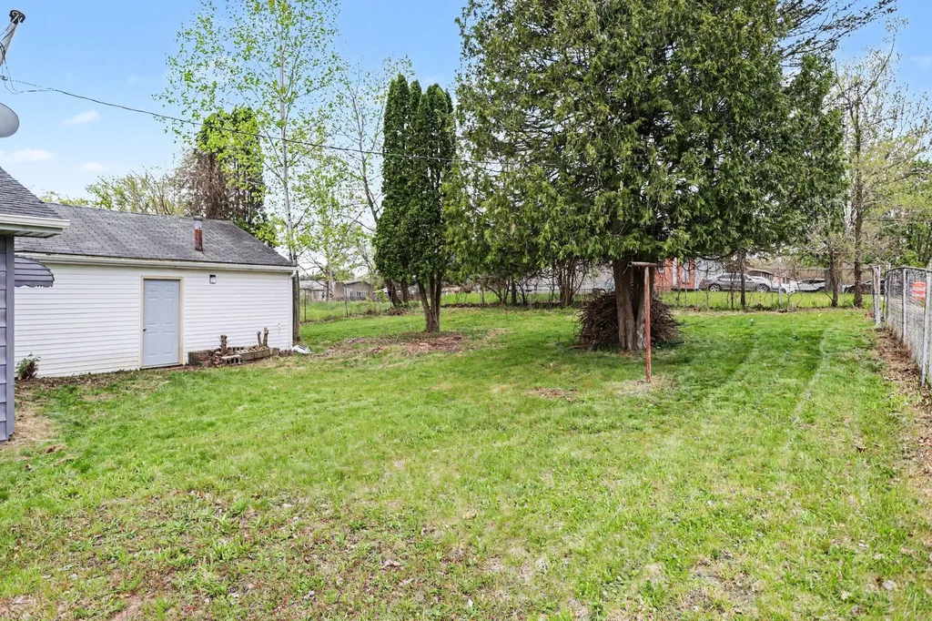 1515 Dean Drive Albion City MI 49224
