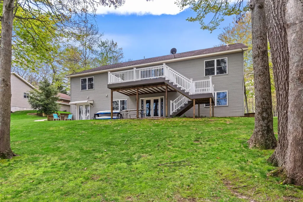 11033 Sandy Oak Trail Oakfield Township MI 49319