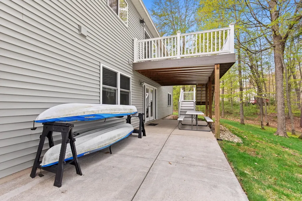 11033 Sandy Oak Trail Oakfield Township MI 49319