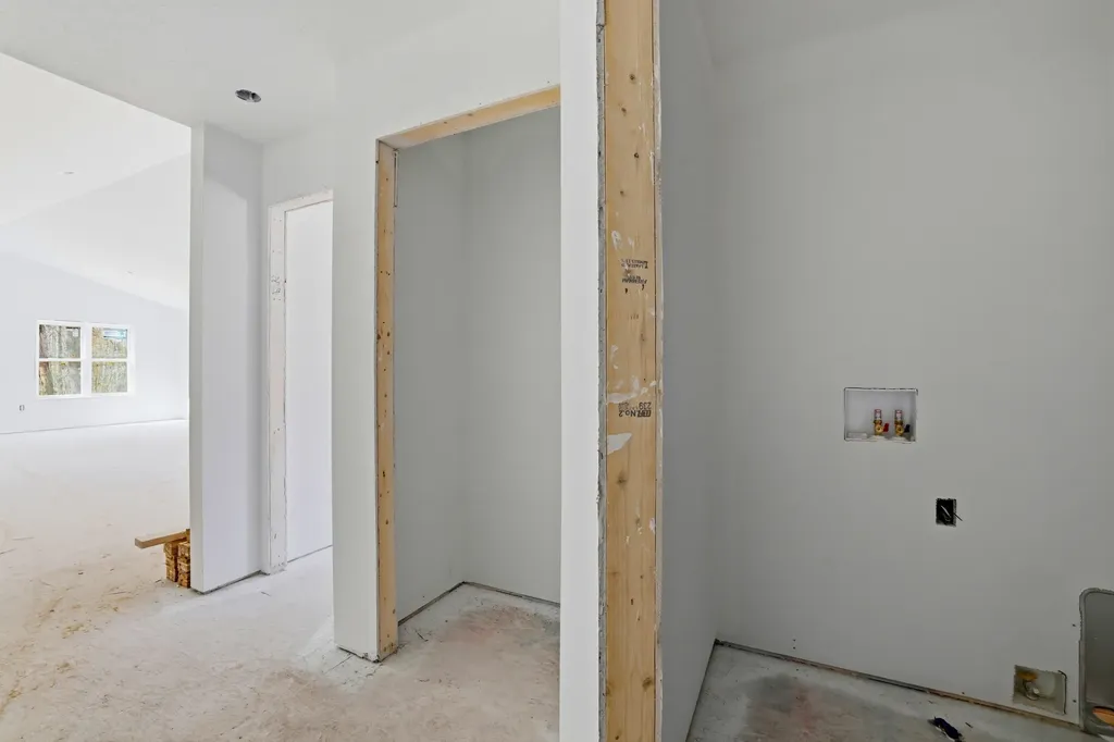 6792 E Evanston Avenue Egelston Township MI 49442