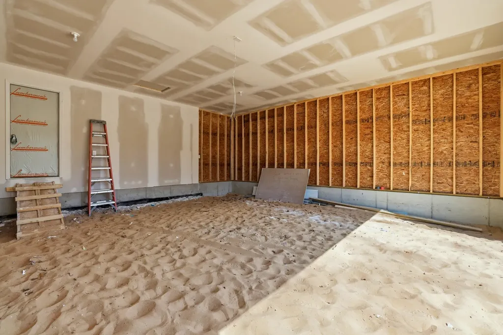 6792 E Evanston Avenue Egelston Township MI 49442