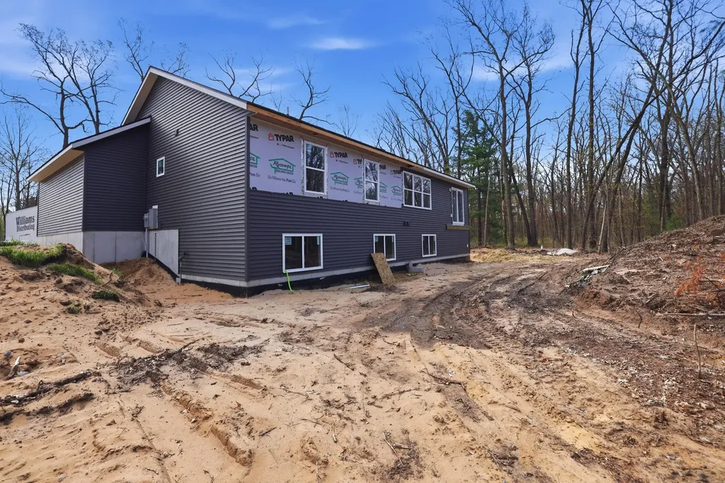 6792 E Evanston Avenue Egelston Township MI 49442