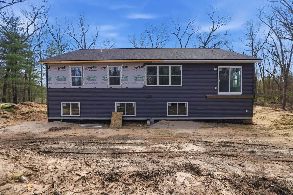 6792 E Evanston Avenue Egelston Township MI 49442