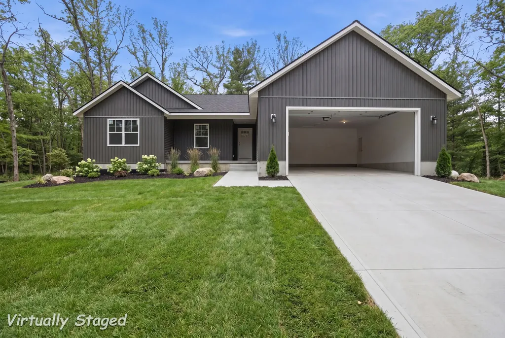 6792 E Evanston Avenue Egelston Township MI 49442