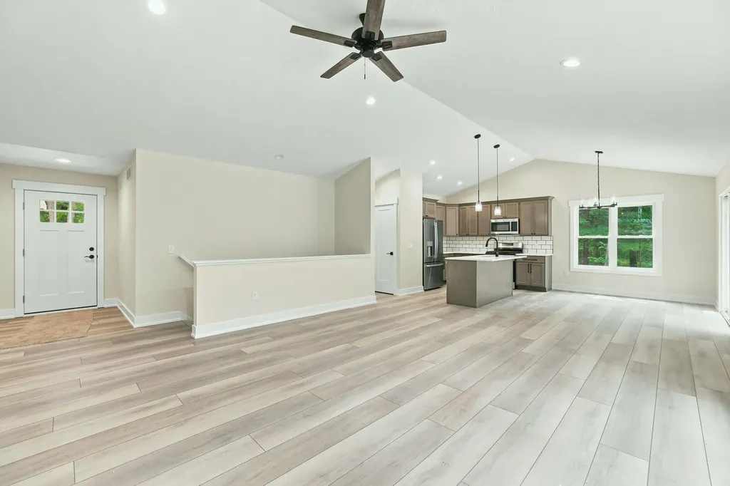 6792 E Evanston Avenue Egelston Township MI 49442