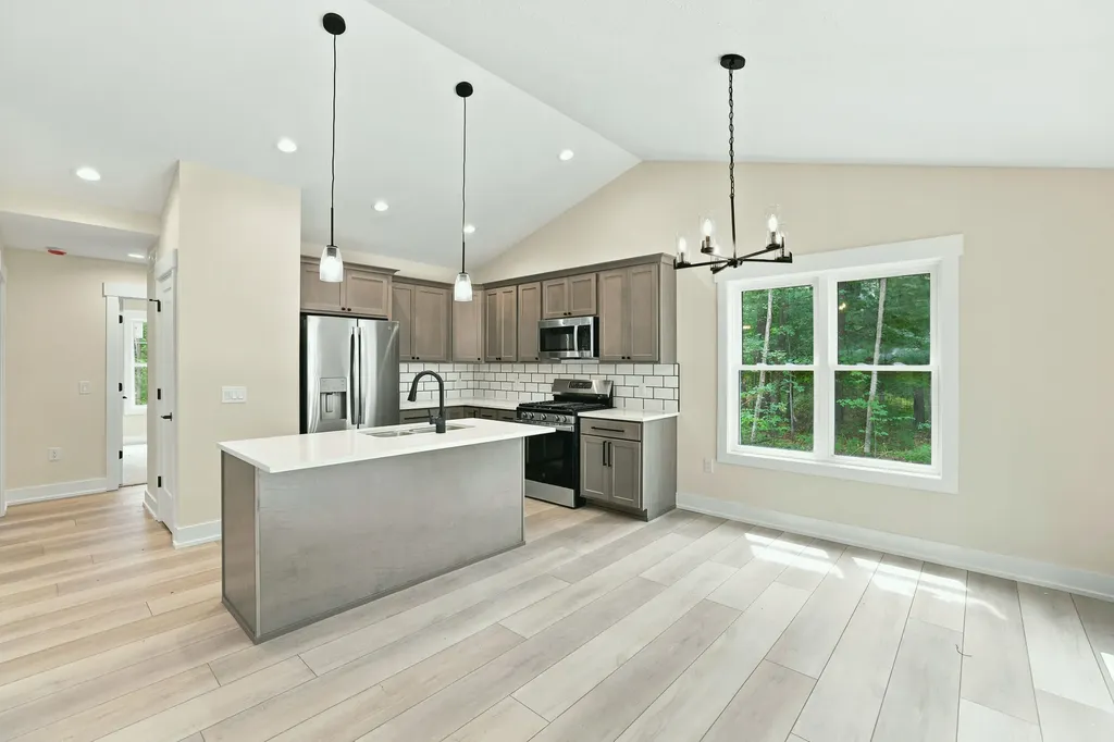 6792 E Evanston Avenue Egelston Township MI 49442