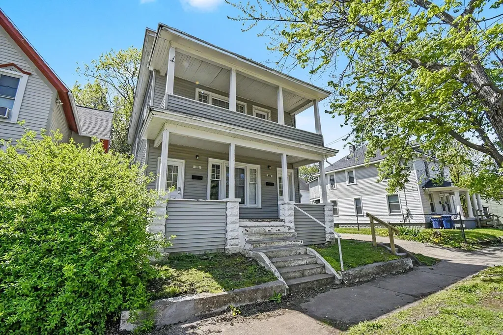 820 Watson Street SW Grand Rapids City MI 49504
