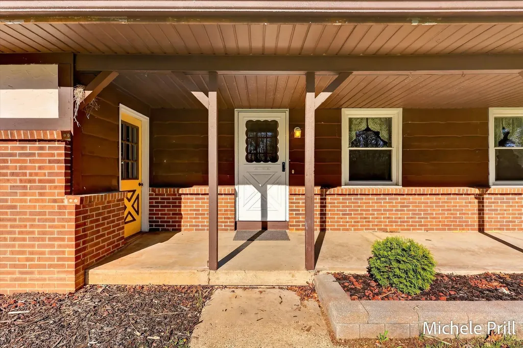 937 Bruce Drive Yankee Springs Township MI 49333
