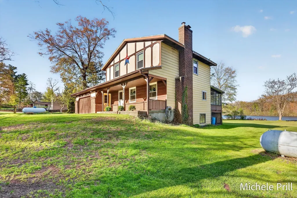 937 Bruce Drive Yankee Springs Township MI 49333