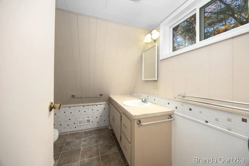 8991 Cordwood Trail Unknown City MI 49721