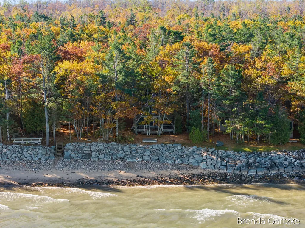 8991 Cordwood Trail Unknown City MI 49721