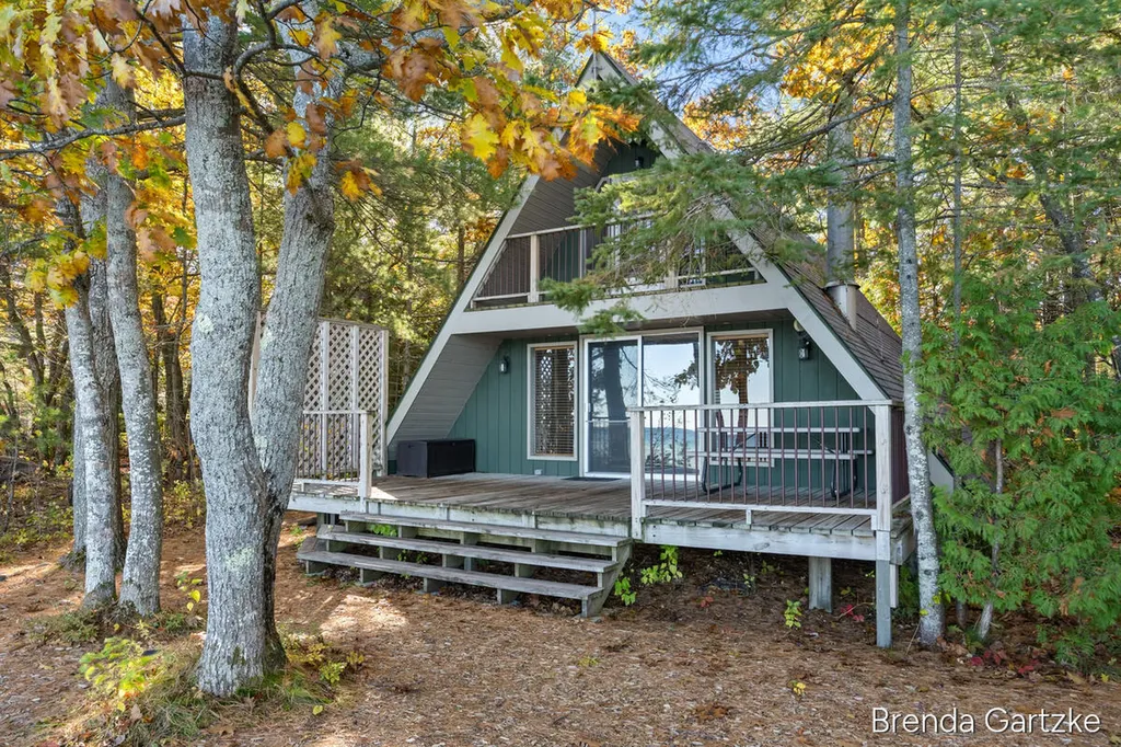 8991 Cordwood Trail Unknown City MI 49721