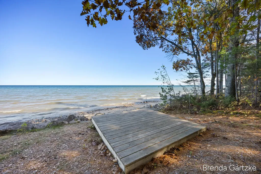 8991 Cordwood Trail Unknown City MI 49721