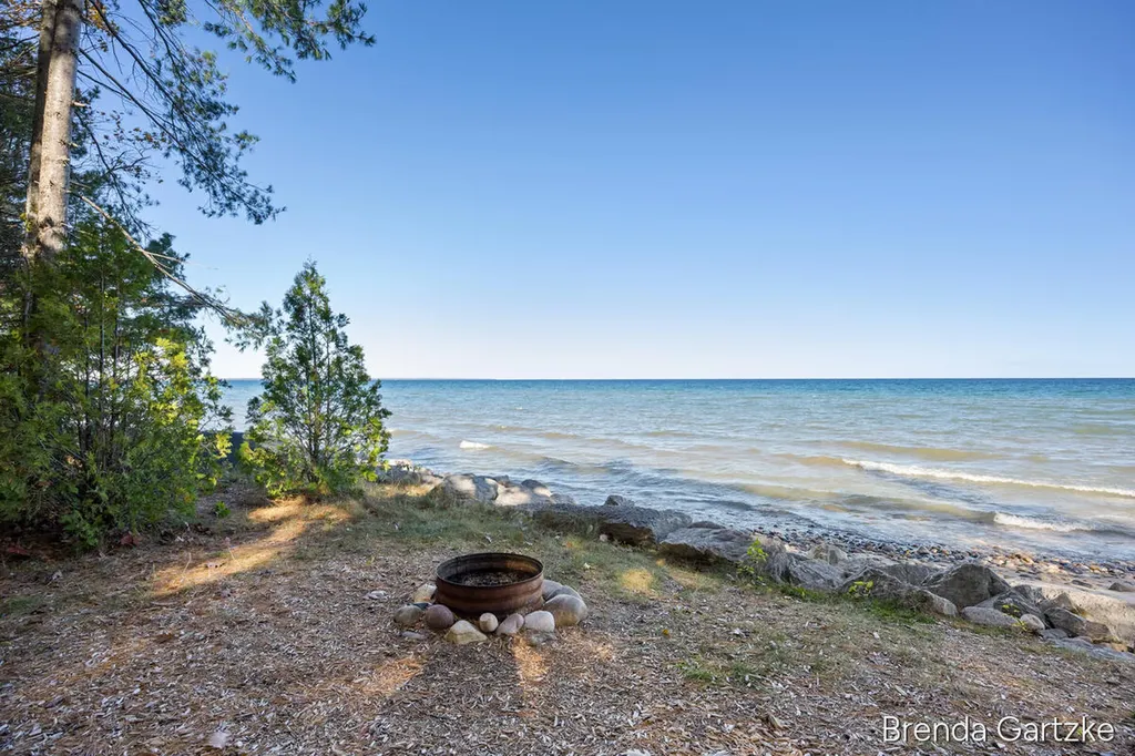 8991 Cordwood Trail Unknown City MI 49721